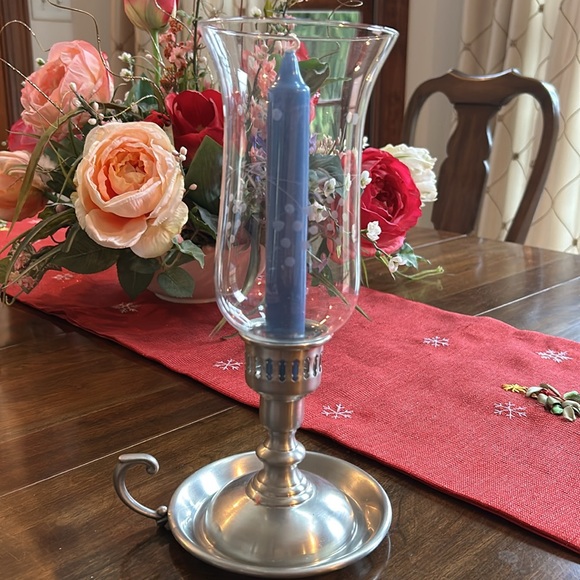 Pewter two piece candle holder, gorgeous - Picture 2 of 3